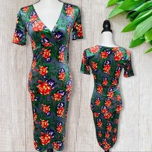 Zara Trafaluc Velvet Floral Short Sleeve Dress Size Small